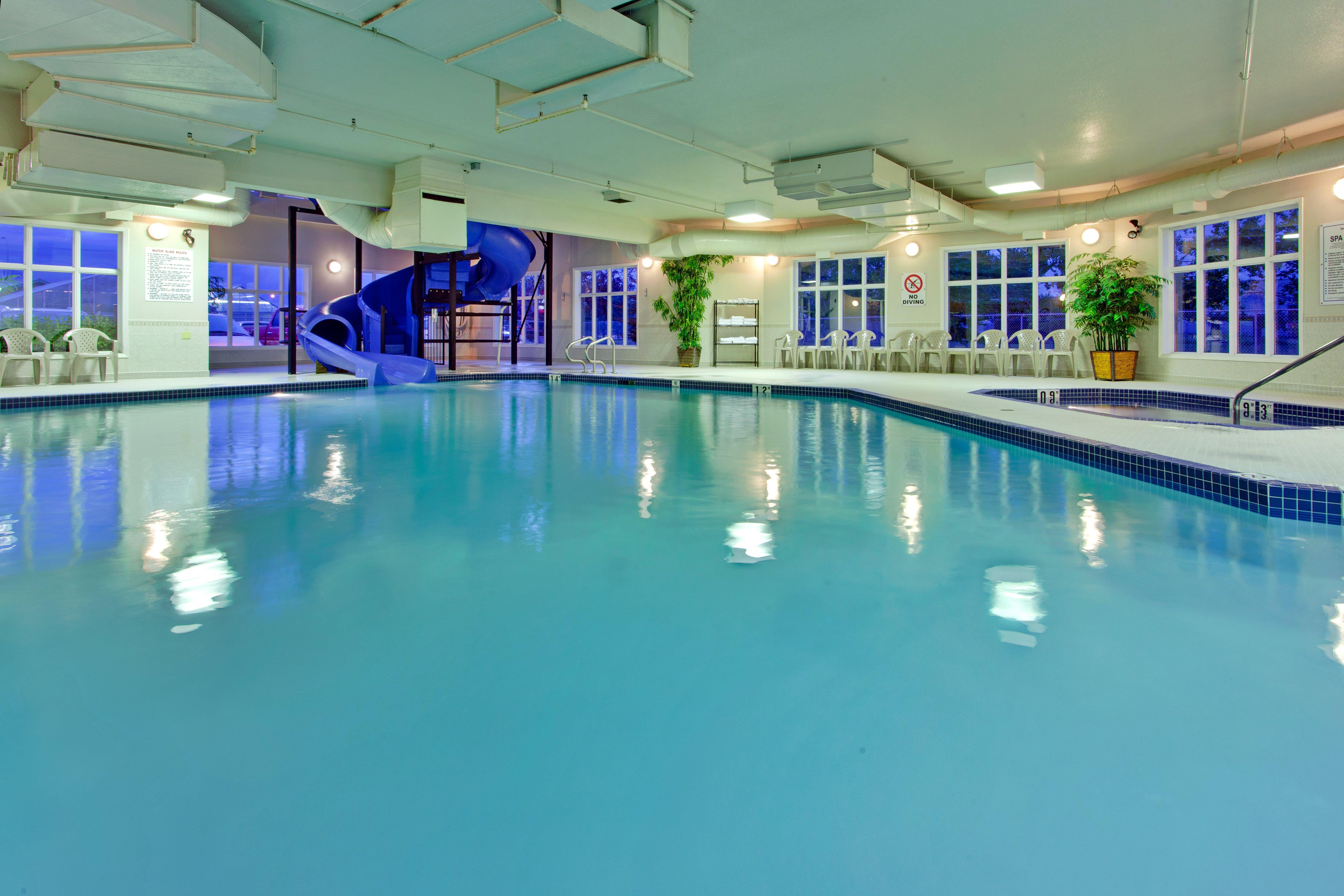 Express By Ihg 3* Airdrie